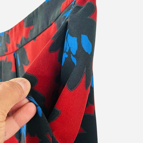 J Crew Pants Firework Floral Tapered Trouser Pants Pull On Career Red Blue sz 4 - Picture 7 of 11